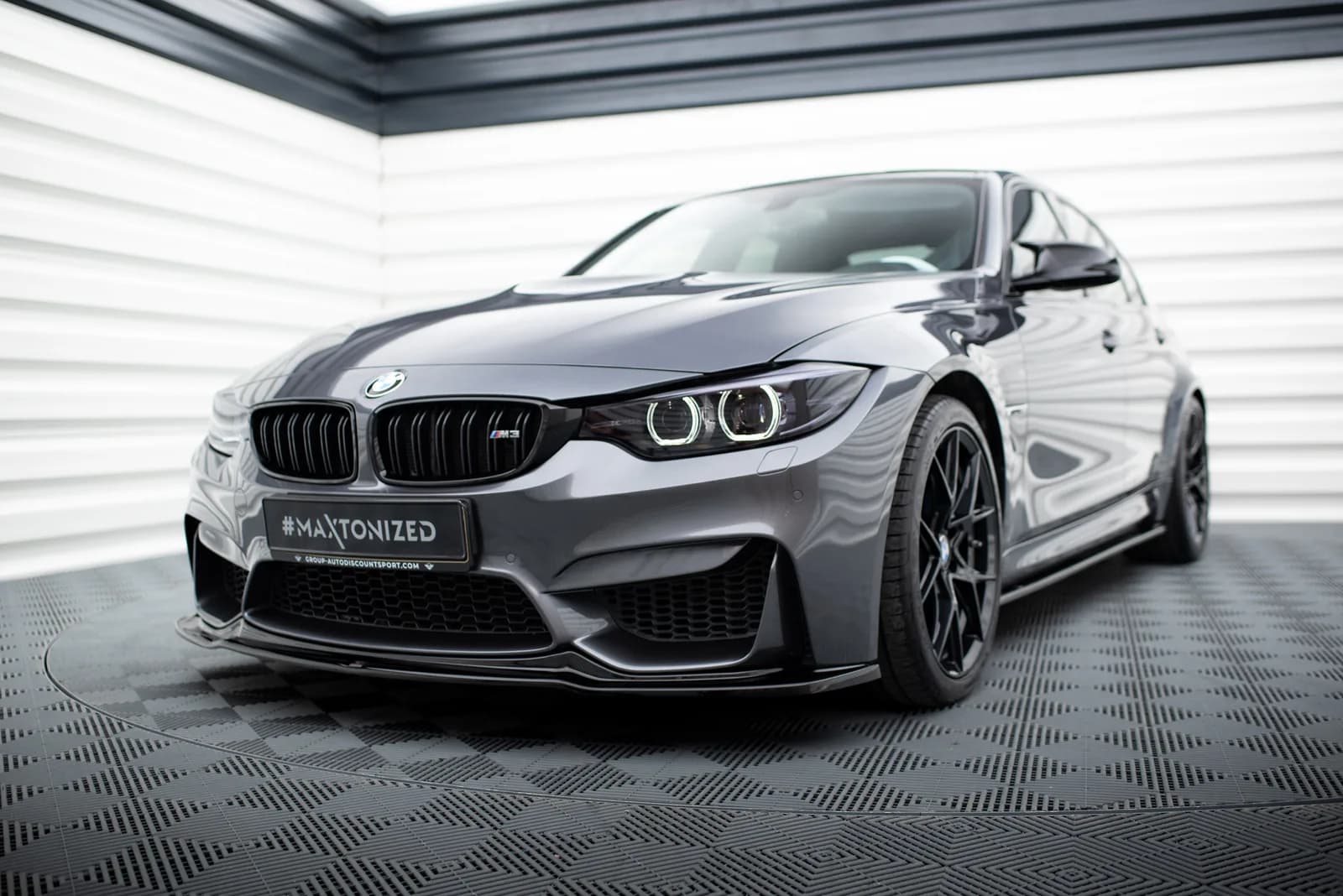 Передній сплітер Maxton V1 BMW M3 F80 (чорний глянець) - фото My Tuning Lab