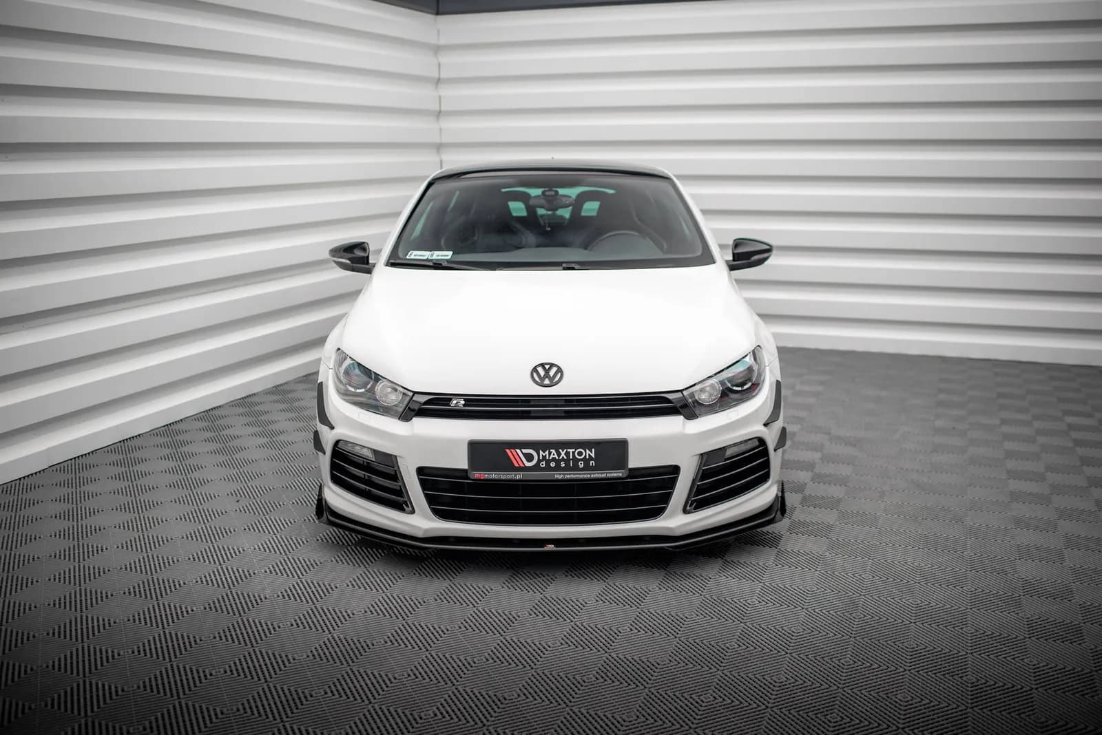 Передній сплітер Street Pro + Flaps Maxton Volkswagen Scirocco R Mk3 - фото My Tuning Lab
