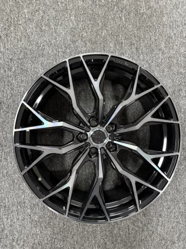 Вживаний Легкосплавний диск 22" Concaver CVR1 22x9,5 ET14 5x112 чорний з подвійним тонуванням - фото My Tuning Lab