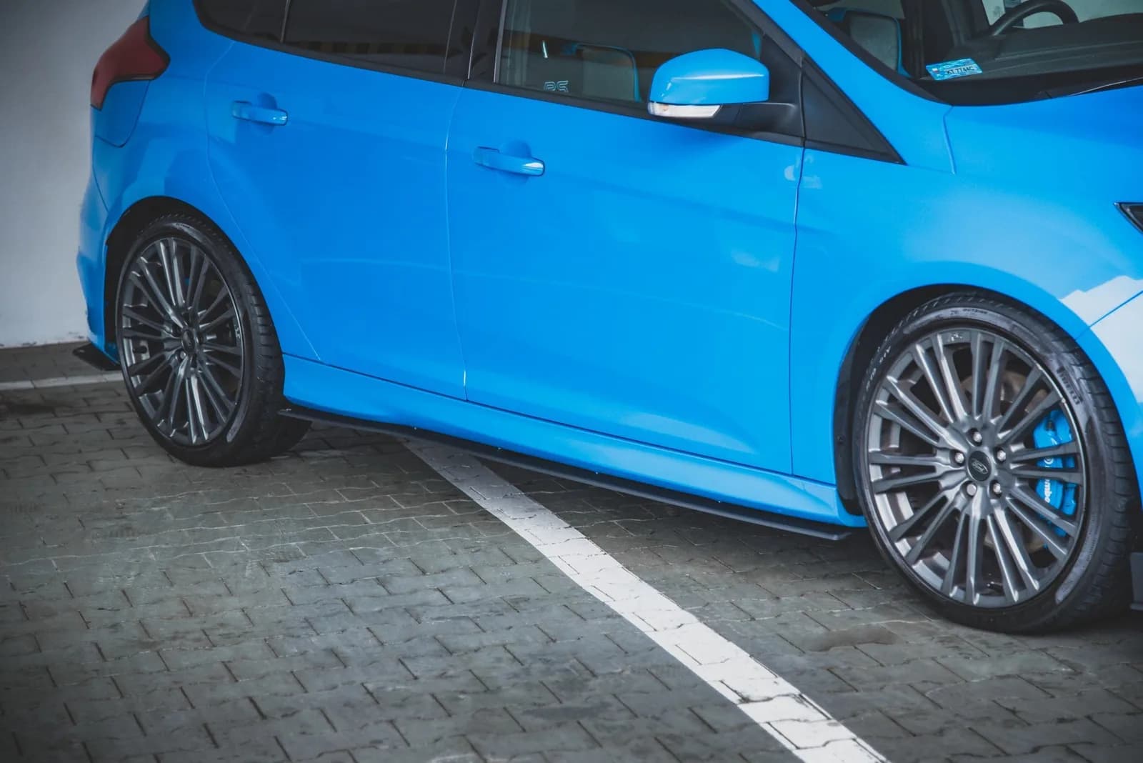 Накладки на пороги Racing Durability Maxton Ford Focus RS Mk3 - фото My Tuning Lab