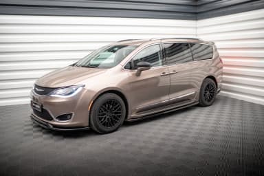 Накладки на пороги V.1 Maxton Chrysler Pacifica Mk2 - фото My Tuning Lab