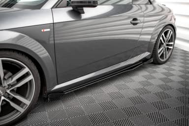 Накладки на пороги Street Pro + Flaps Maxton Audi TT S / S-Line 8S - фото My Tuning Lab