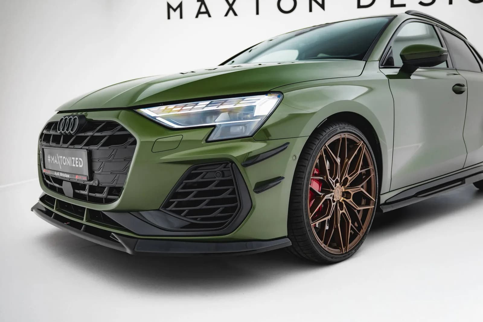 Канарди (аеродинамічні накладки переднього бампера) Maxton Audi S3 Sportback / Sedan / A3 S-line Sportback / Sedan 8Y Facelift - фото My Tuning Lab