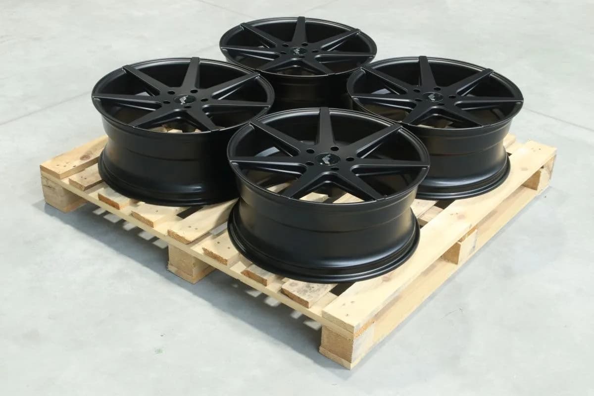 Комплект легкосплавних дисків 20" Japan Racing JR20 20x8,5 ET20 5x120 матовий чорний - фото My Tuning Lab
