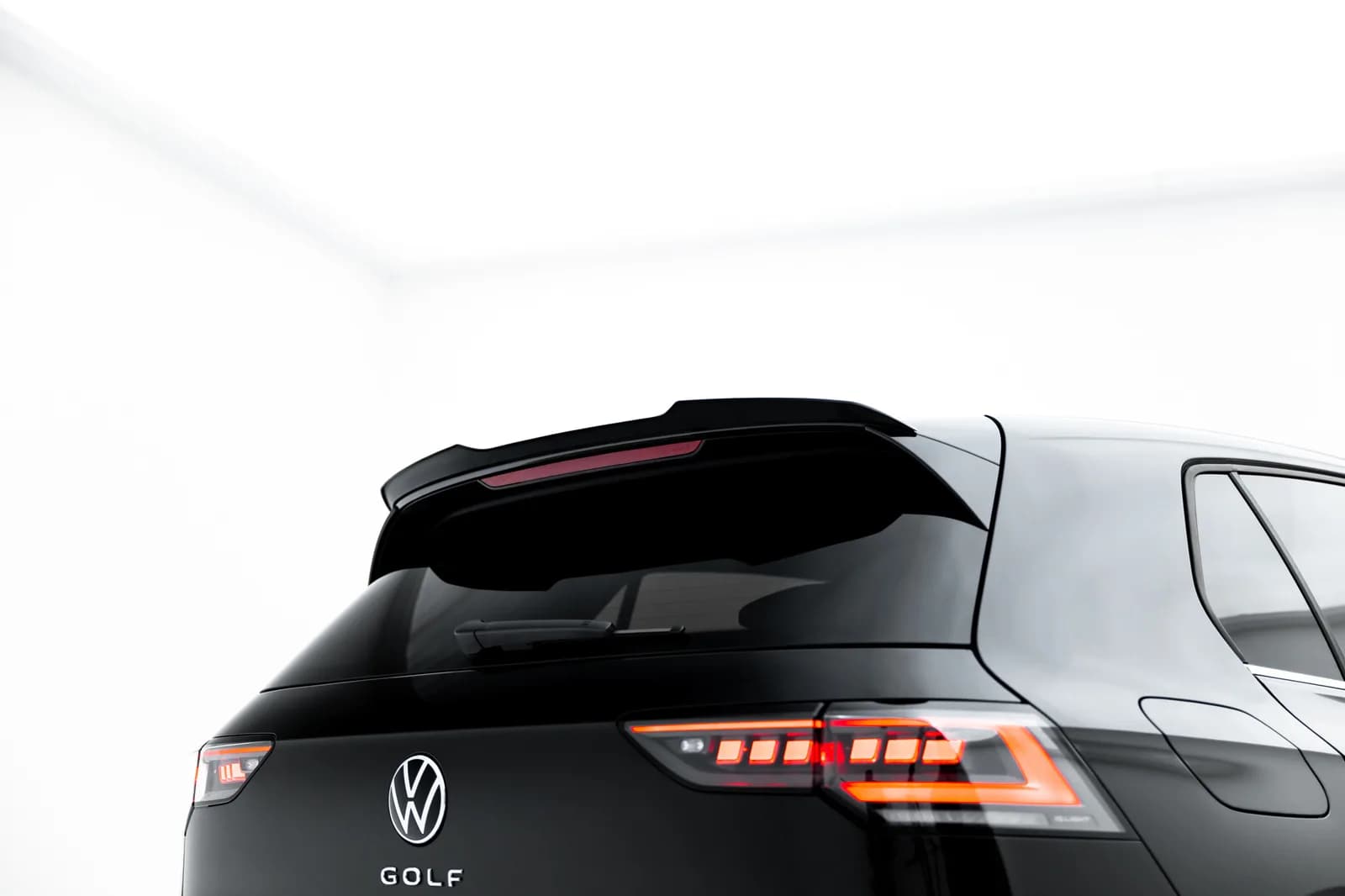 Спойлер V.1 Maxton Volkswagen Golf Mk8 / Mk8 Facelift - фото My Tuning Lab