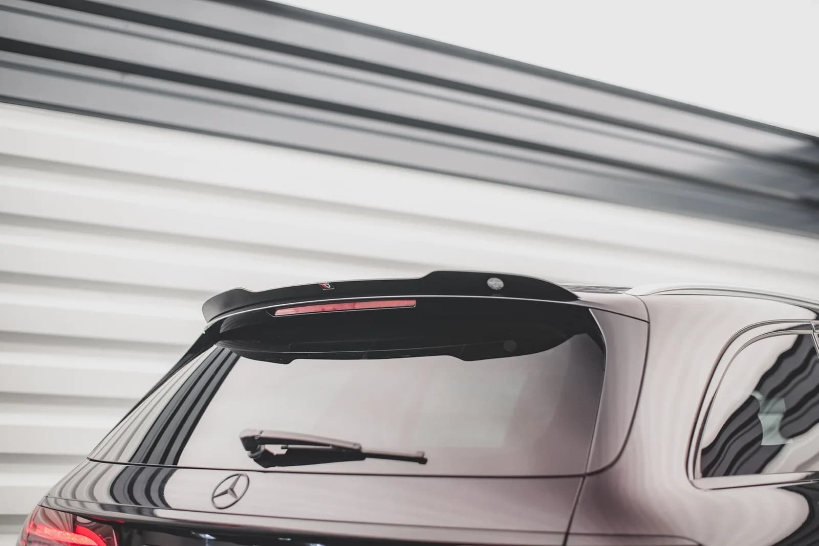 Спойлер V.1 Maxton Mercedes-Benz E Estate S213 - фото My Tuning Lab