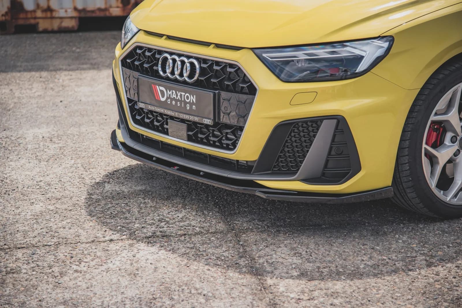 Передній сплітер Maxton V2 Audi A1 S-Line GB (чорний глянець) - фото My Tuning Lab