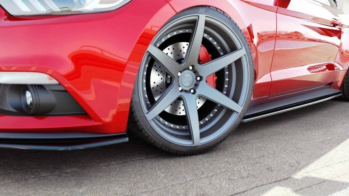 Накладки на пороги Maxton Ford Mustang Mk6 - фото My Tuning Lab