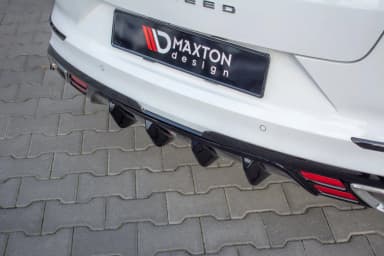 Задня накладка Maxton Kia ProCeed GT MK3 (чорний глянець) - фото My Tuning Lab