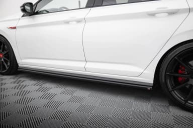 Накладки на пороги Maxton Volkswagen Jetta GLI Mk7 - фото My Tuning Lab