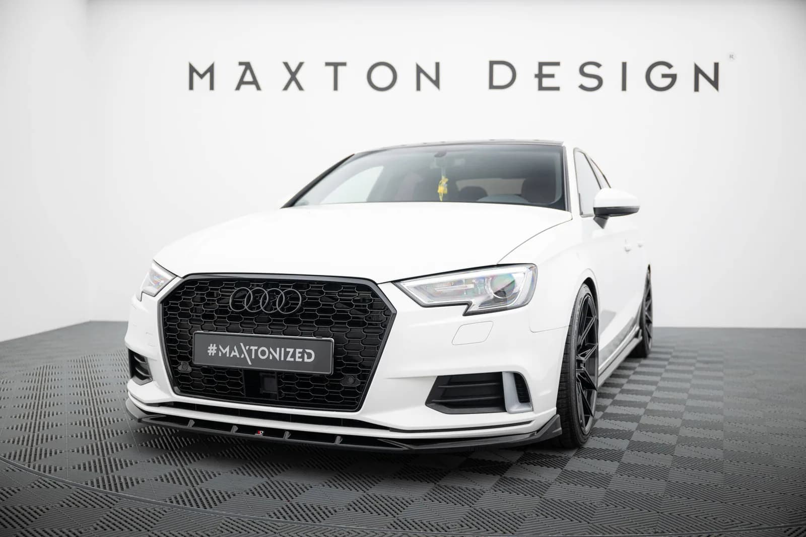 Передній сплітер Maxton Audi A3 Sedan 8V Facelift - фото My Tuning Lab