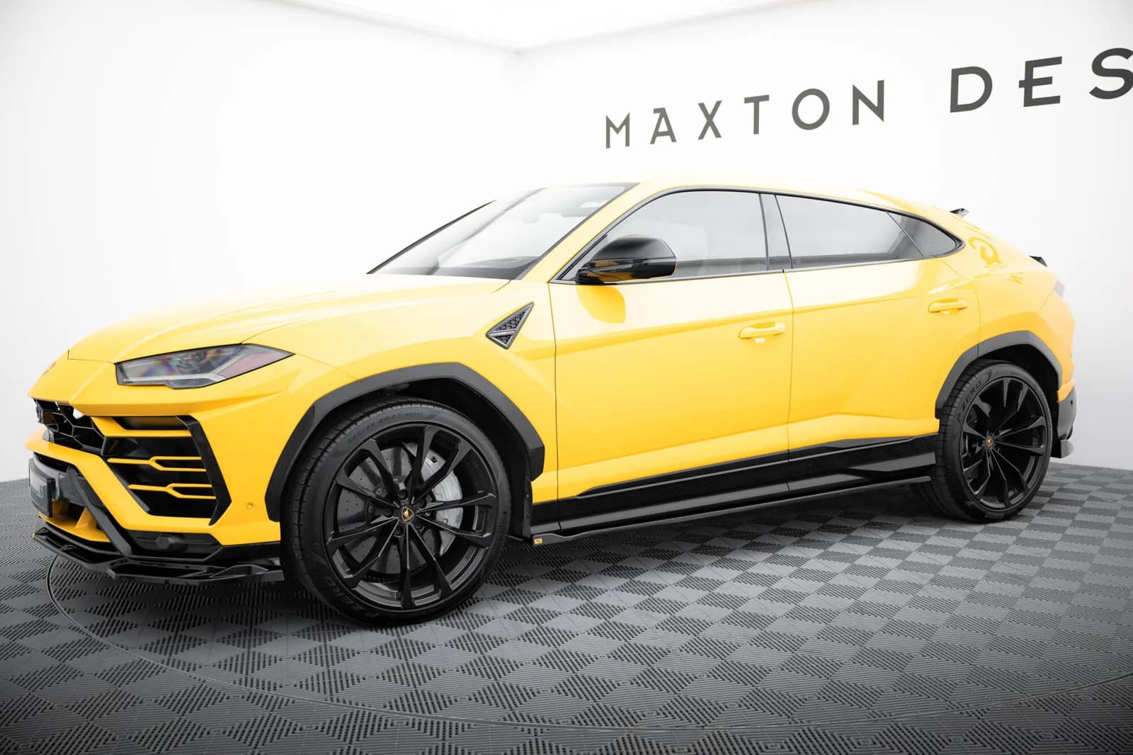 Комплект сплітерів Maxton Lamborghini Urus Mk1 - фото My Tuning Lab