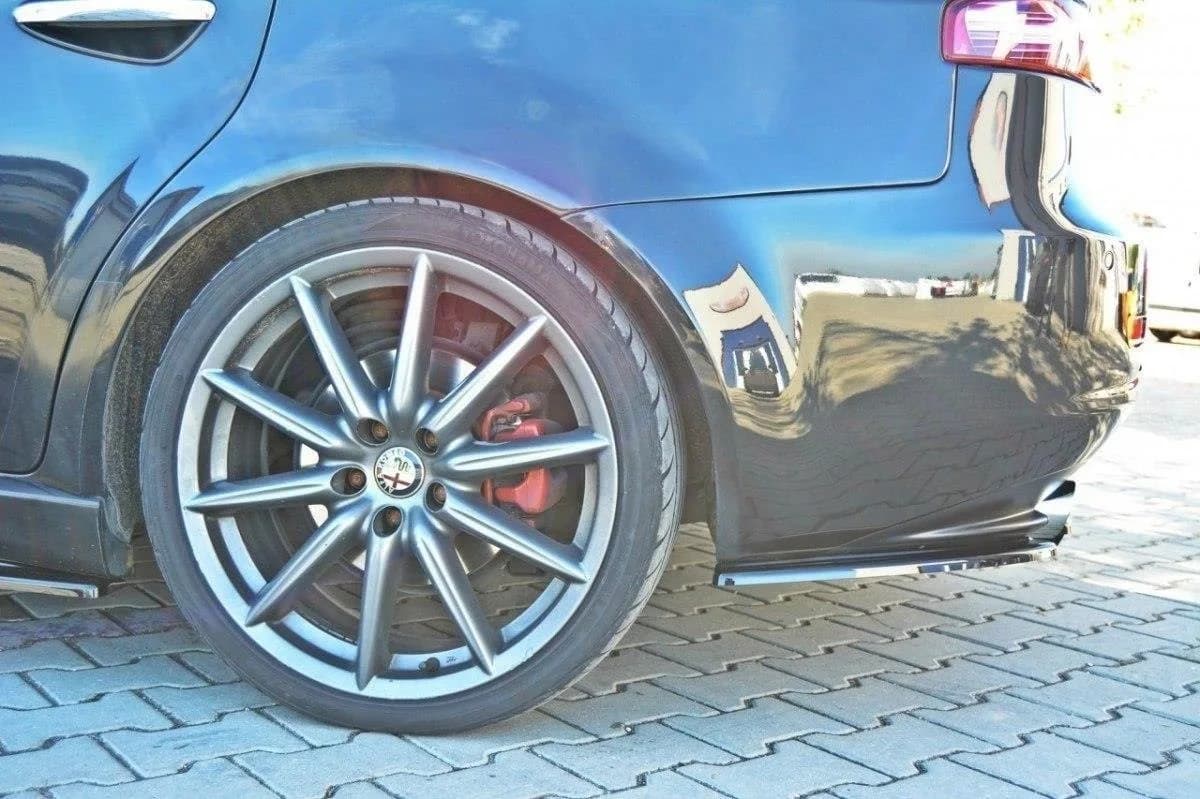Задні сплітери boczne Maxton Alfa Romeo 159 (чорний глянець) - фото My Tuning Lab