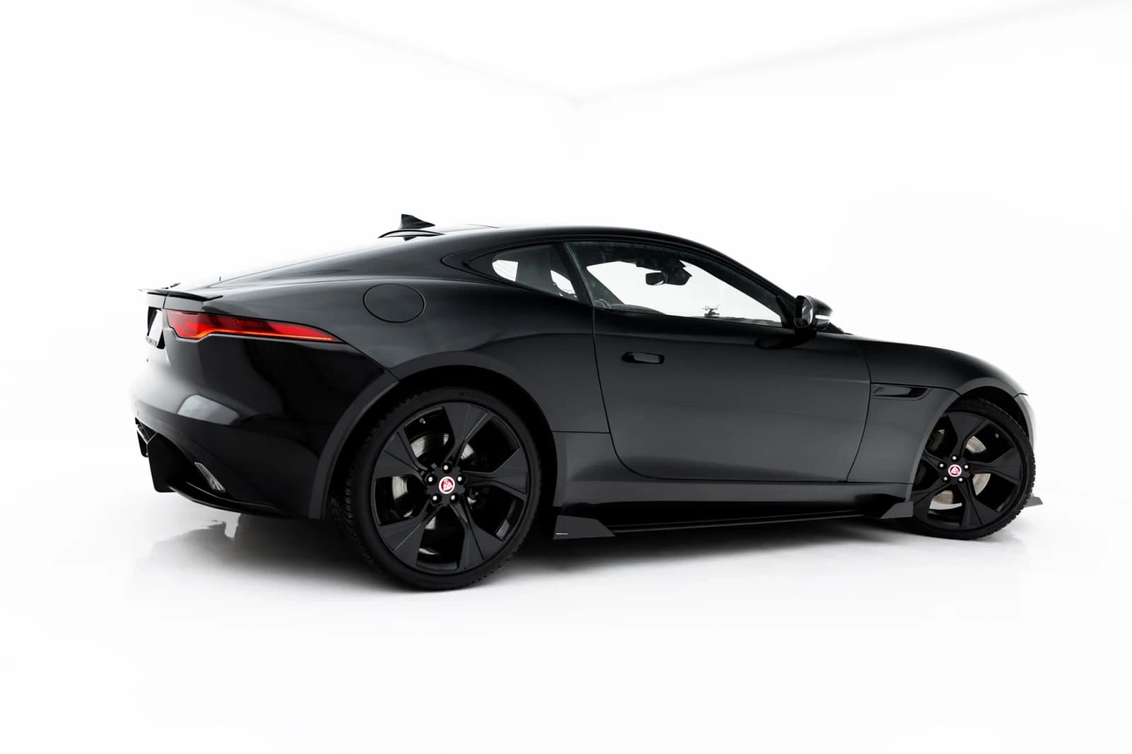 Накладки на пороги Street Pro + Flaps Maxton Jaguar F-Type X152 Facelift 2 - фото My Tuning Lab