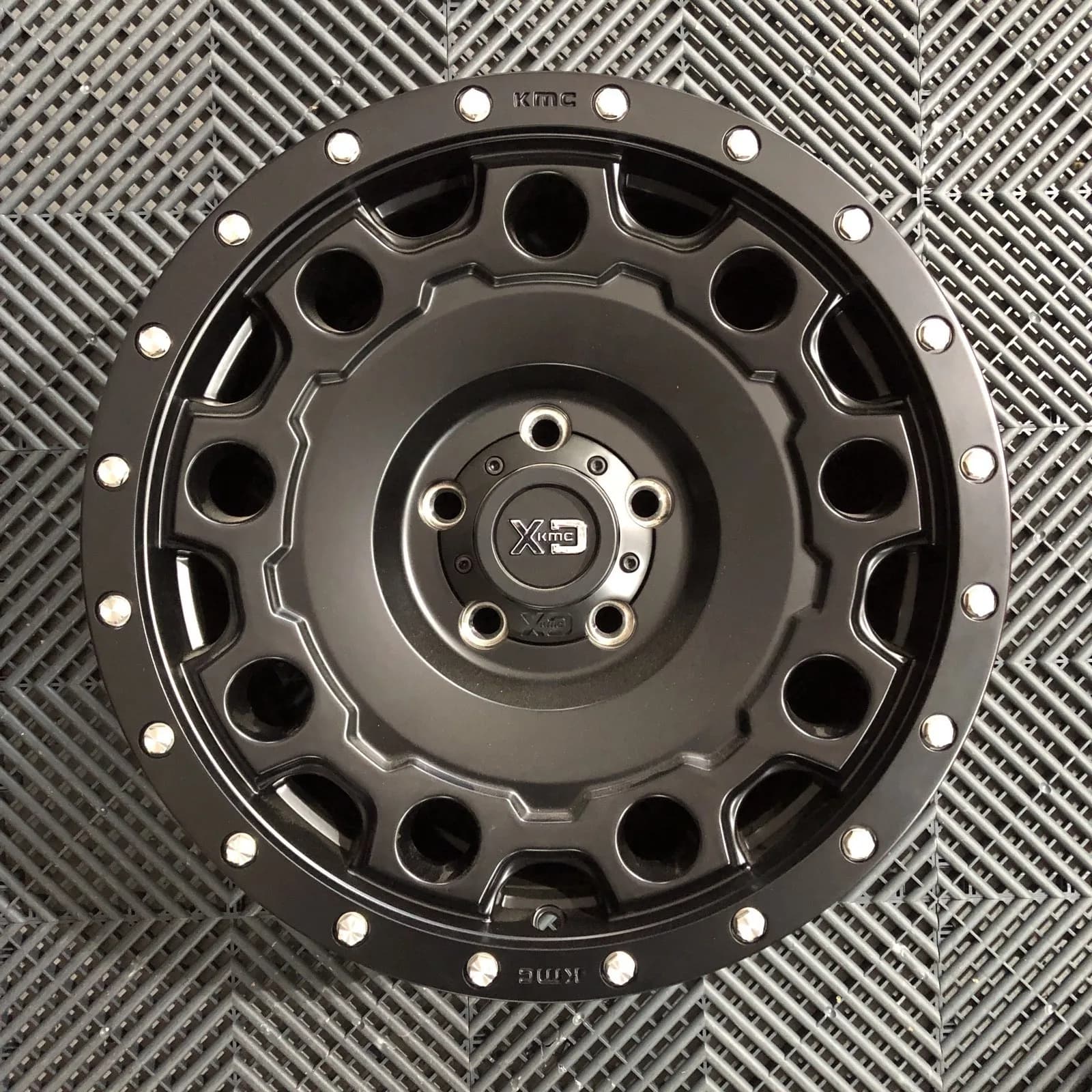 Вживаний Легкосплавний диск 17" XD XD129 HOLESHOT 17x8,5 ET34 5x120 сатиновий чорний - фото My Tuning Lab