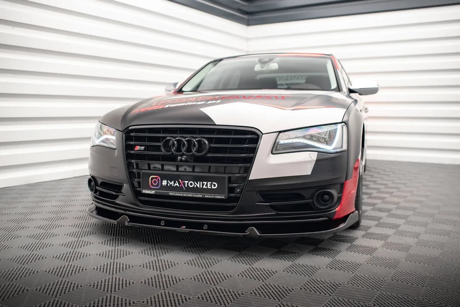 Передній сплітер V.2 Maxton Audi S8 D4 - фото My Tuning Lab