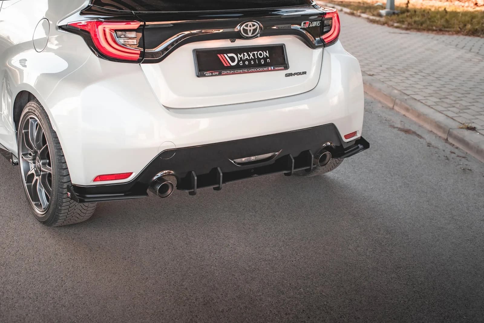 Задній дифузор Street Pro Maxton Toyota GR Yaris MK4 - фото My Tuning Lab