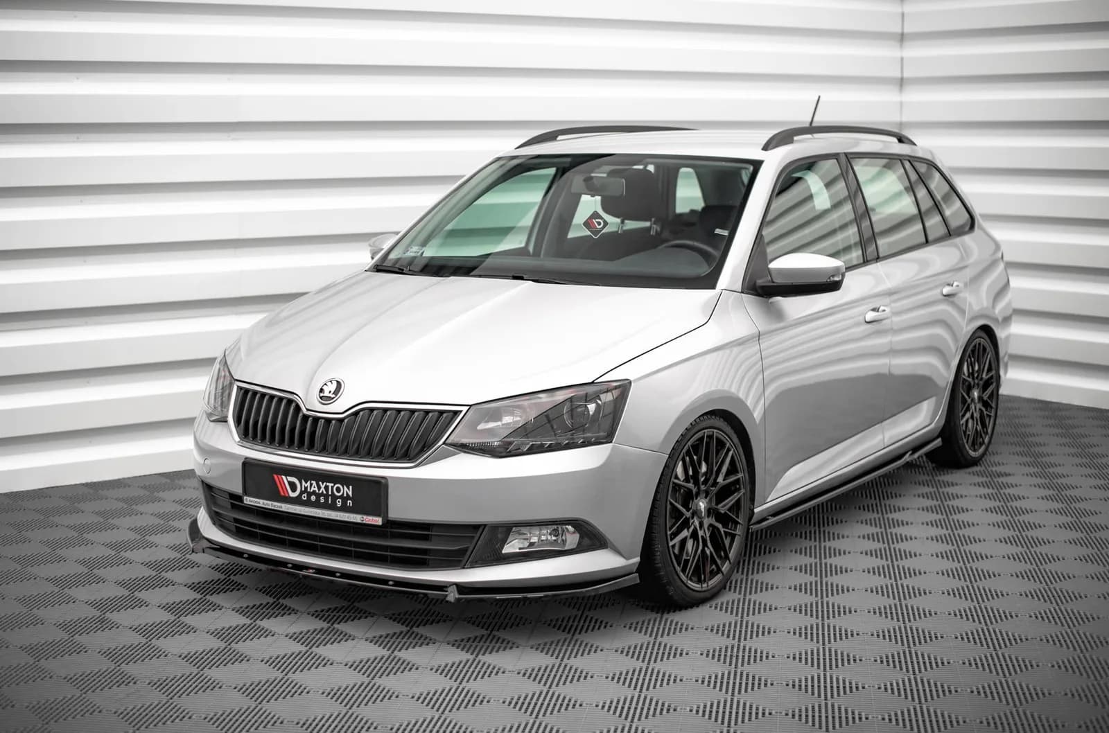 Накладки на пороги Maxton Skoda Fabia Mk3 - фото My Tuning Lab