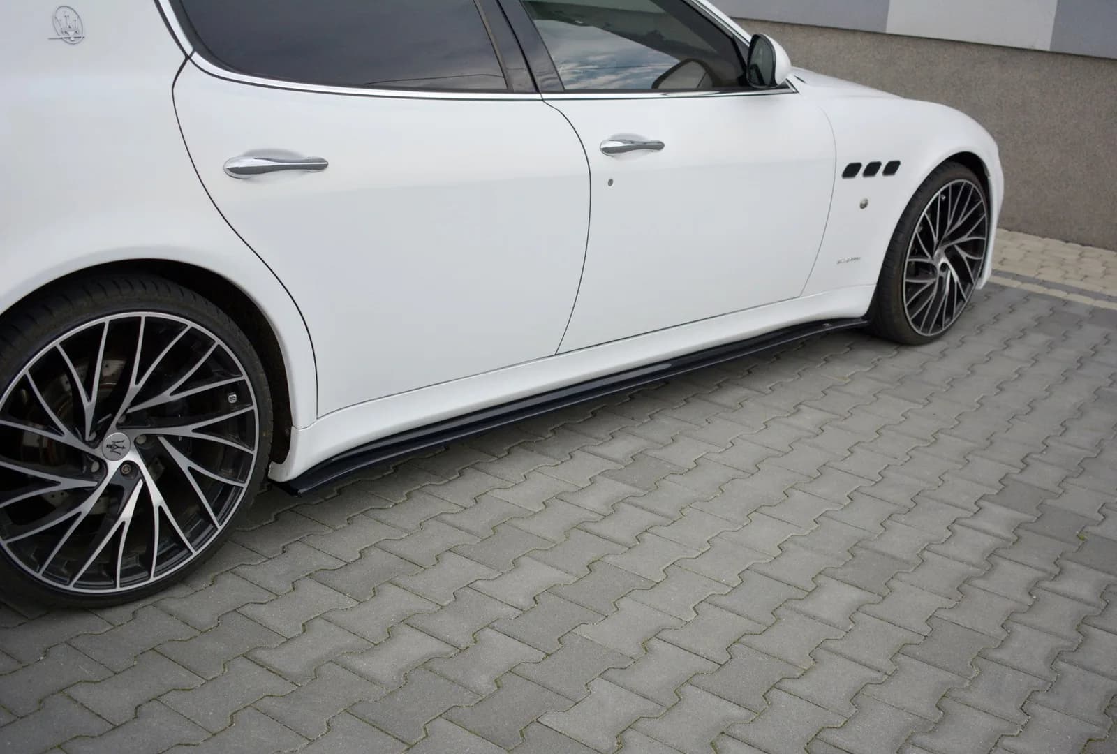 Дифузор Maxton Design SIDE SKIRTS DIFFUSERS MASERATI QUATTROPORTE MK5 FACELIFT - фото My Tuning Lab