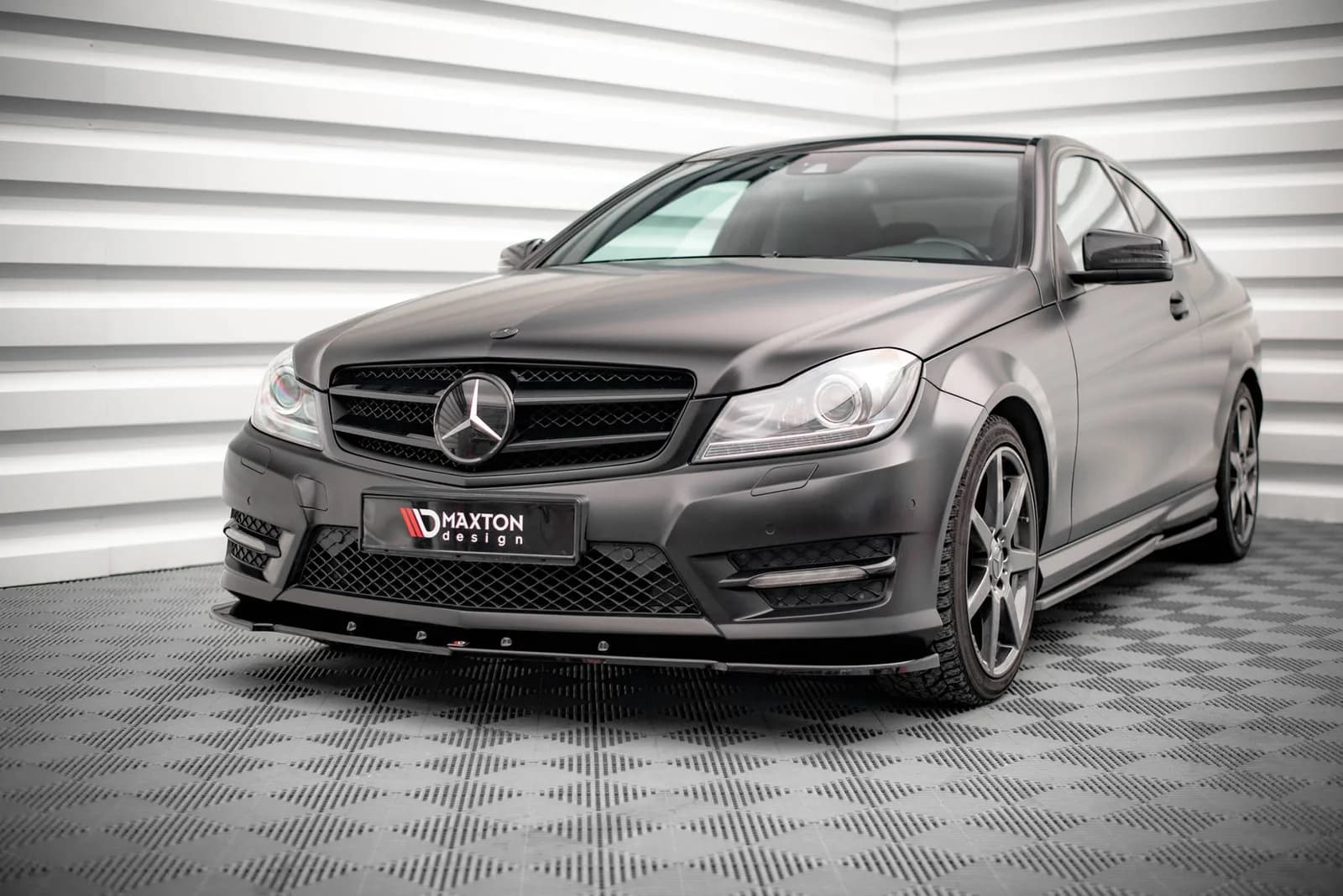 Передній сплітер V.2 Maxton Mercedes-Benz C Coupe / Sedan / Estate AMG-Line C204 / W204 Facelift / S204 Facelift - фото My Tuning Lab