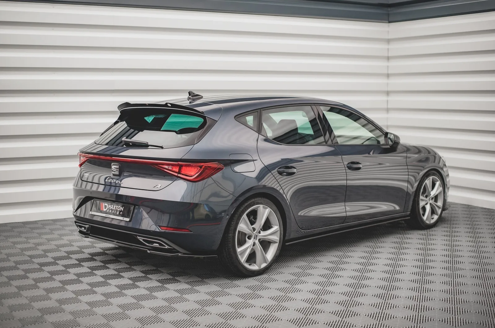 Задній сплітер Maxton Seat Leon FR Hatchback Mk4 - фото My Tuning Lab