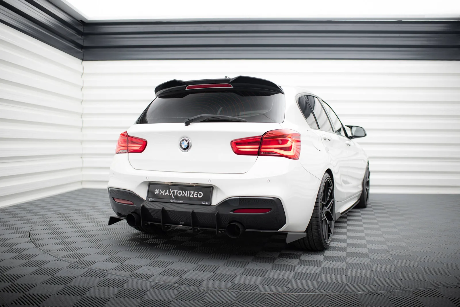Задній дифузор Maxton V1 BMW 1 F20/F21 M-Power рестайлінг - фото My Tuning Lab
