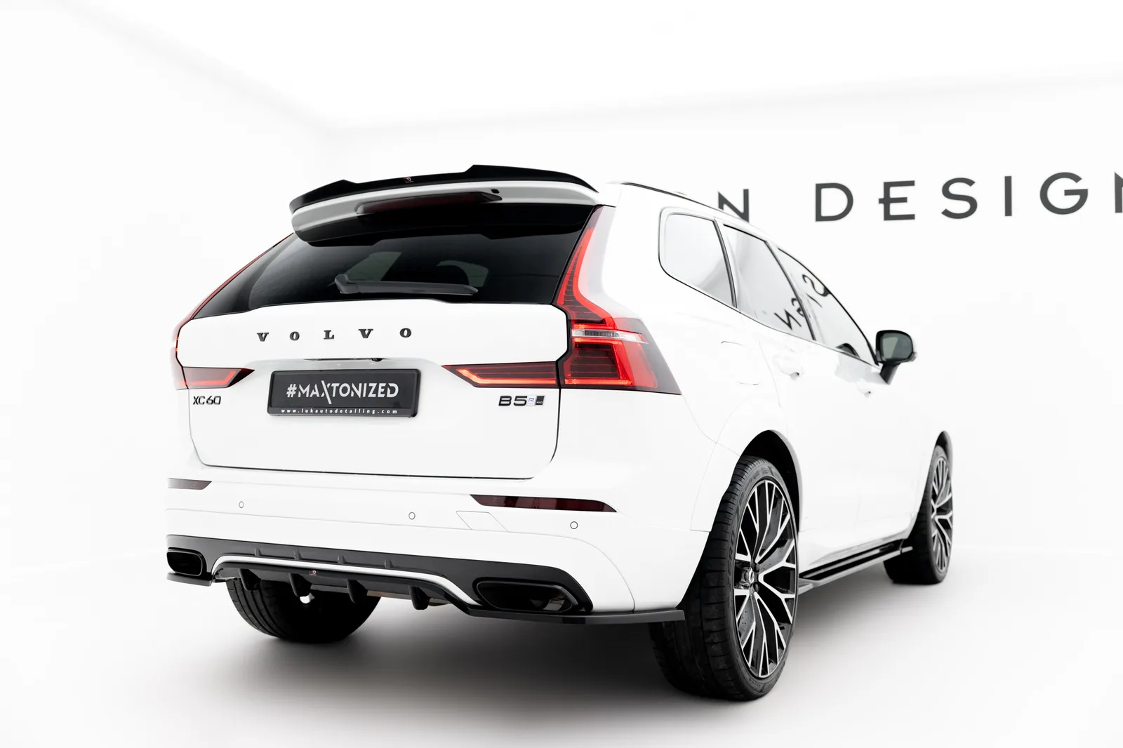 Задній сплітер (Z Dyfuzorem) Maxton Volvo XC60 Mk2 R-Design - фото My Tuning Lab