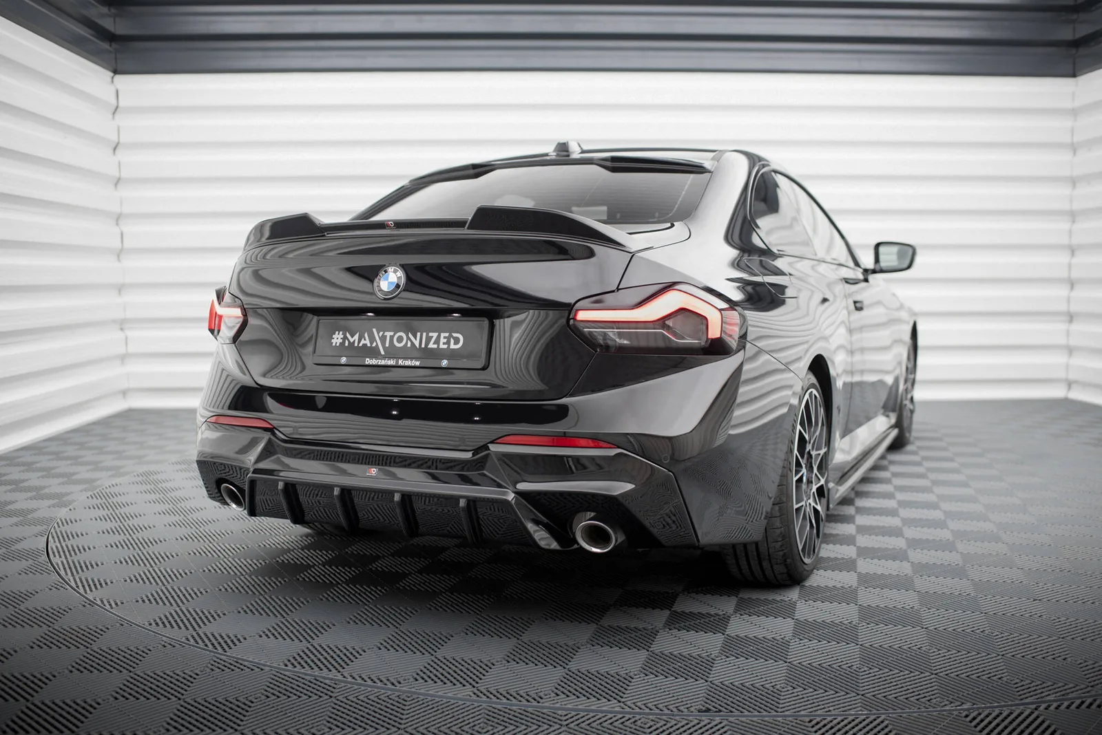 Задня накладка Maxton BMW 2 G42 - фото My Tuning Lab
