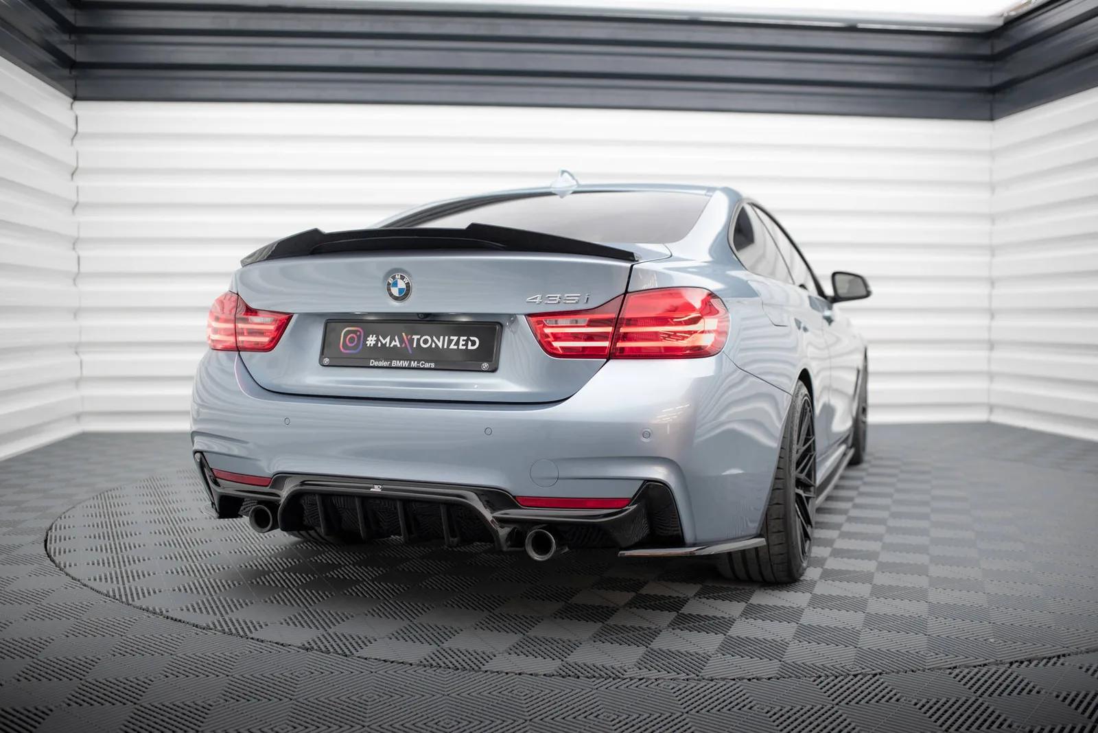 Задня накладка Maxton BMW 4 Coupe / Gran Coupe / Cabrio M-пакет F32 / F36 / F33 (версія з одинарними вихлопами з двох сторін) - фото My Tuning Lab