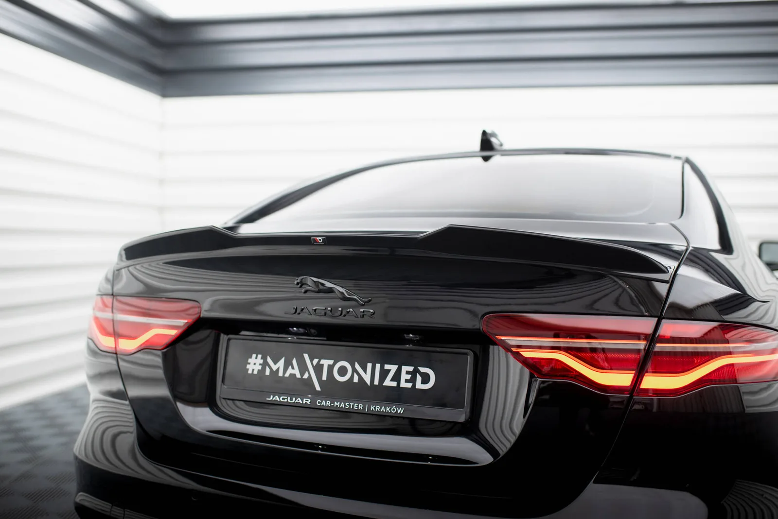 3D продовження спойлера Maxton Jaguar XE X760 Facelift - фото My Tuning Lab