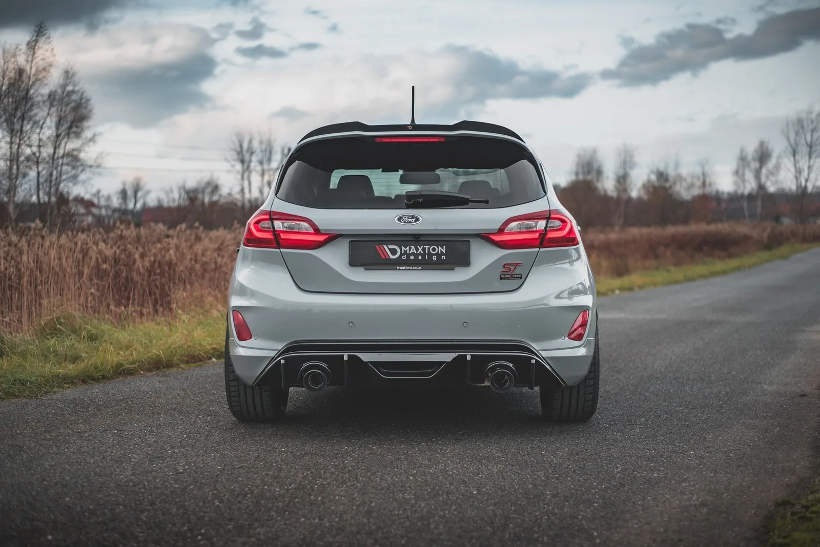 Задня накладка + Вихлоп Maxton Miltek Sport Ford Fiesta ST Mk8 - фото My Tuning Lab