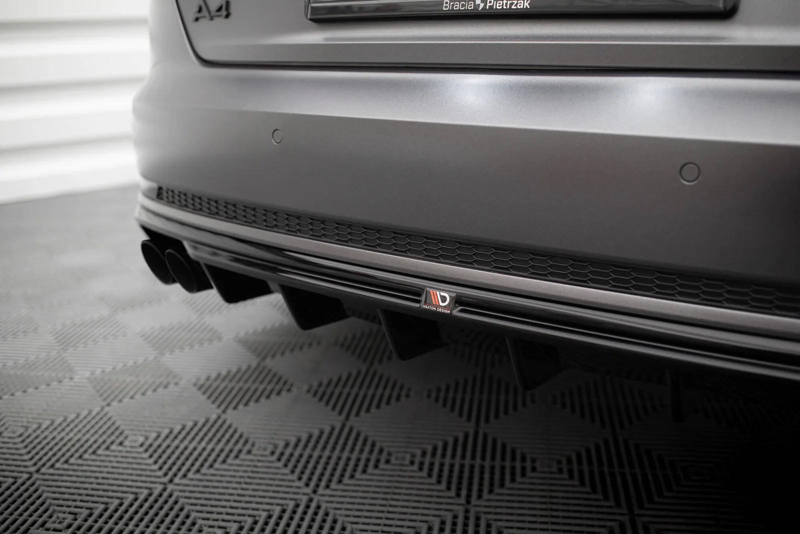Задня накладка Maxton Audi A4 S-line B9 (Wersja z podwójną końcówką Вихлопu z jednej strony) - фото My Tuning Lab