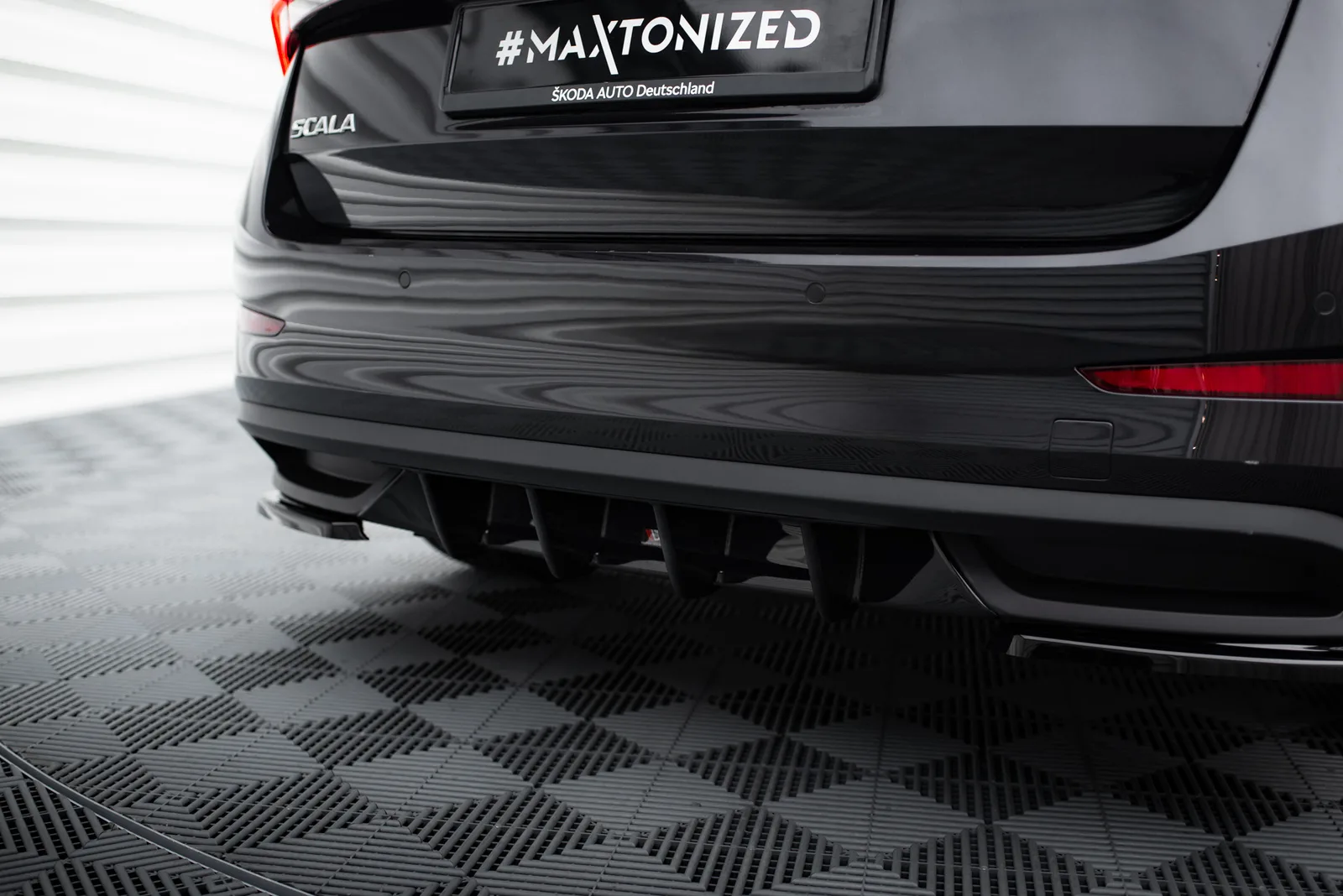 Задня накладка Maxton Skoda Scala - фото My Tuning Lab
