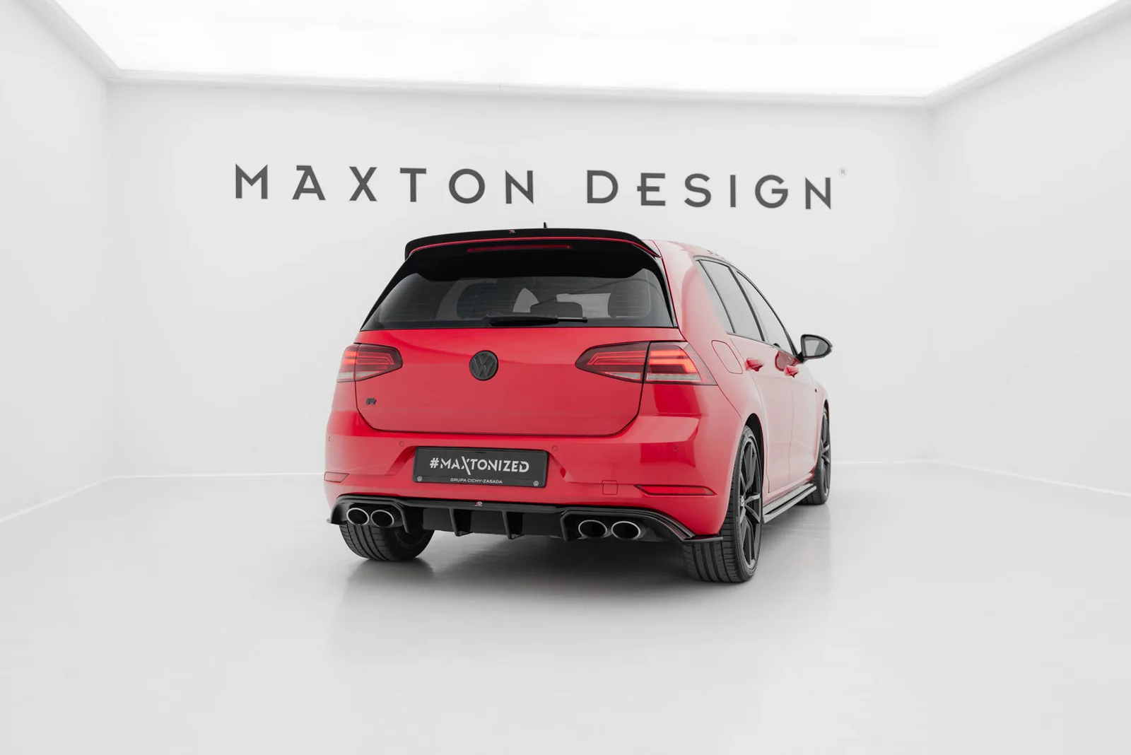 Задня накладка V.3 Maxton Volkswagen Golf R Mk7 Facelift - фото My Tuning Lab
