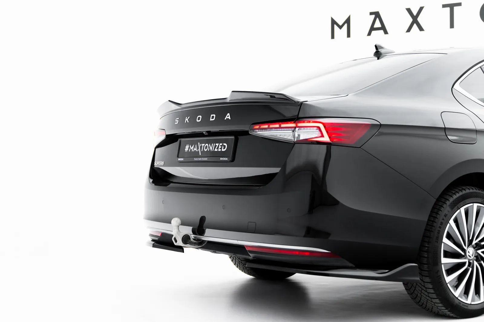 Задня накладка Maxton Skoda Superb Mk4 / Mk4 Sportline - фото My Tuning Lab