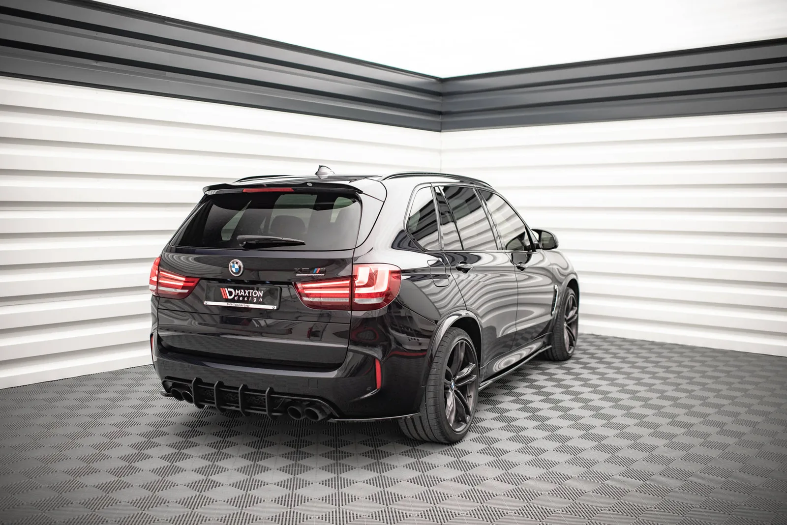 Задній дифузор Street Pro Maxton BMW X5 M F15 - фото My Tuning Lab