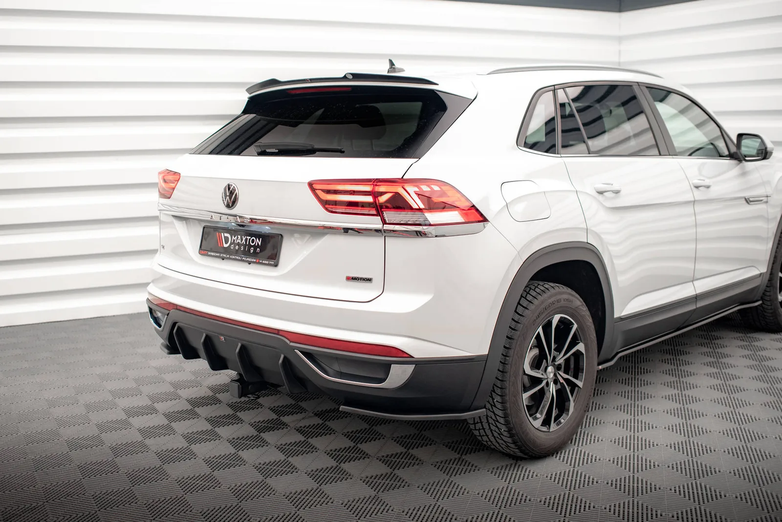Задня накладка Maxton Volkswagen Atlas Cross Sport - фото My Tuning Lab