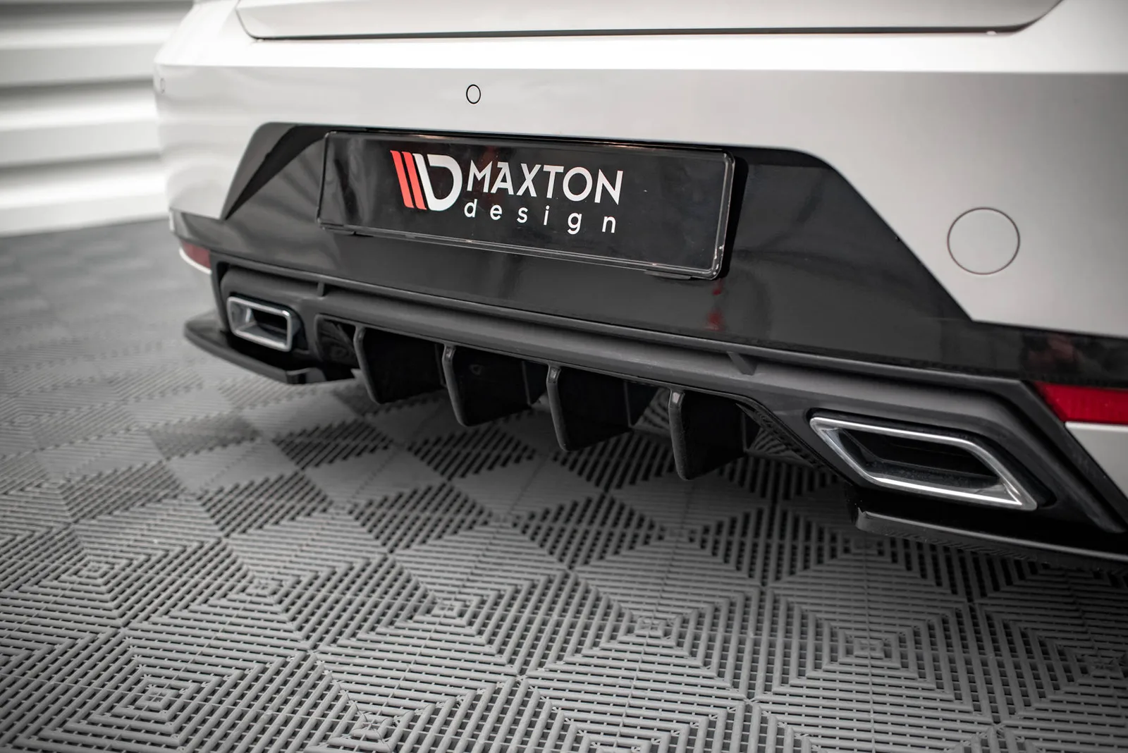 Задня накладка Maxton Seat Ibiza FR Mk5 - фото My Tuning Lab