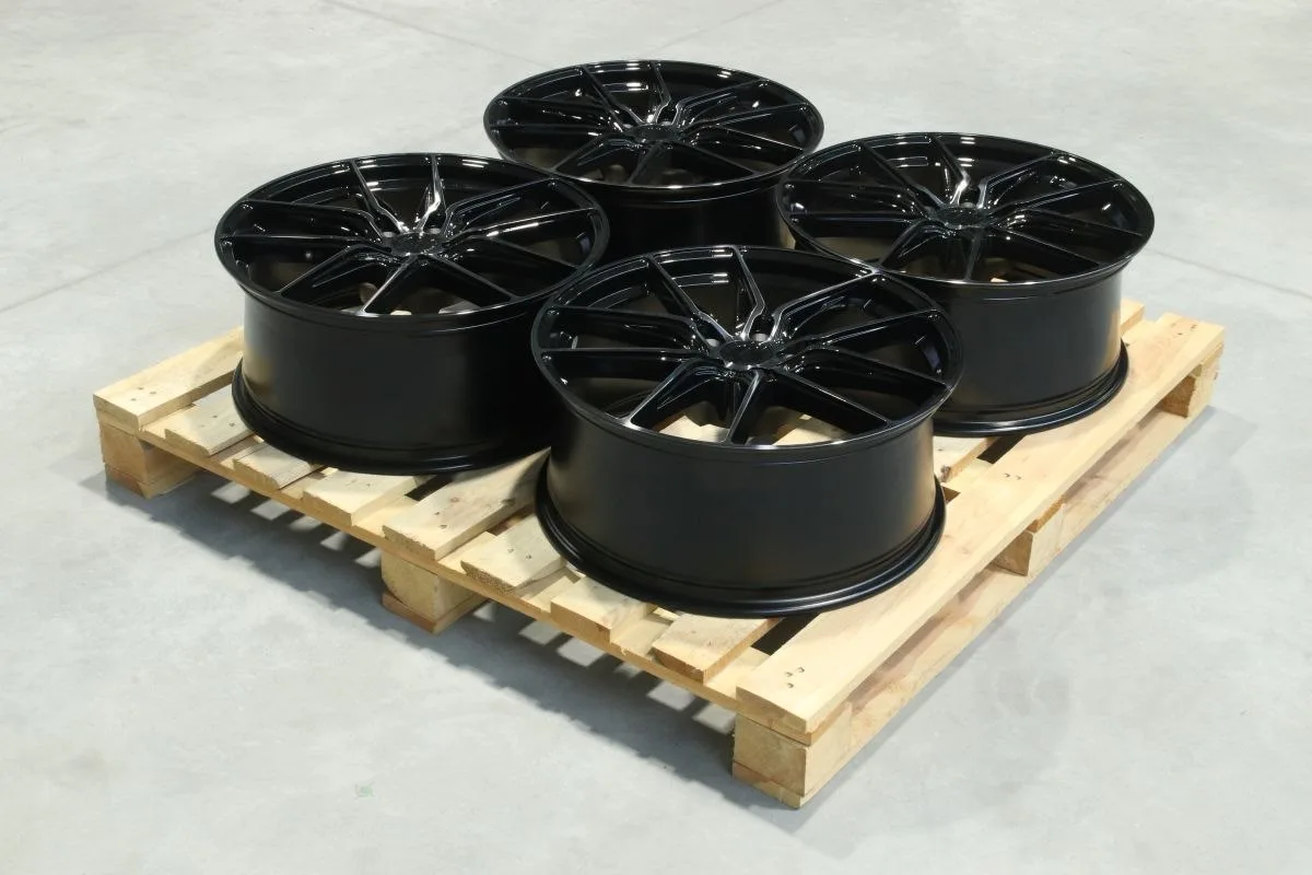 Комплект легкосплавних дисків 20" Japan Racing JR44 20x8,5 ET20 5x115 чорний Machined з Tinted лицьова частина - фото My Tuning Lab