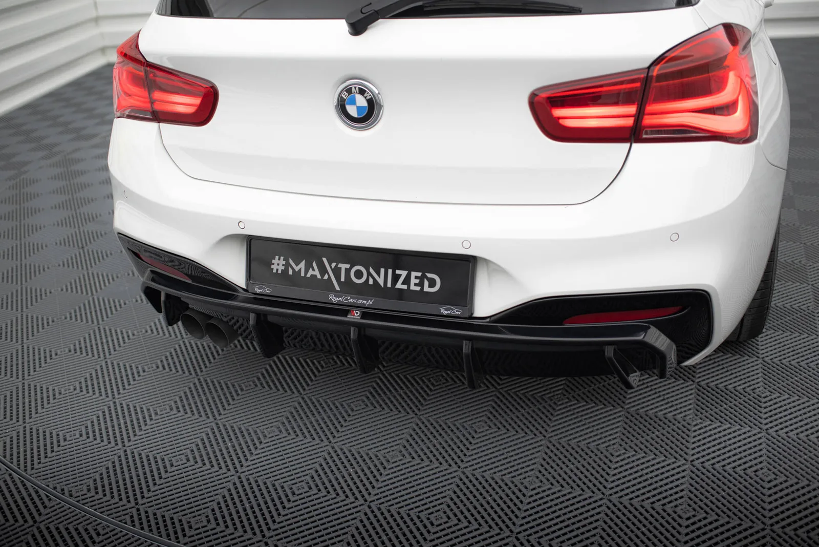Задня накладка V.3 Maxton BMW 1 M-пакет F20 Facelift (Wersja z podwójnym Вихлопem z jednej strony) - фото My Tuning Lab
