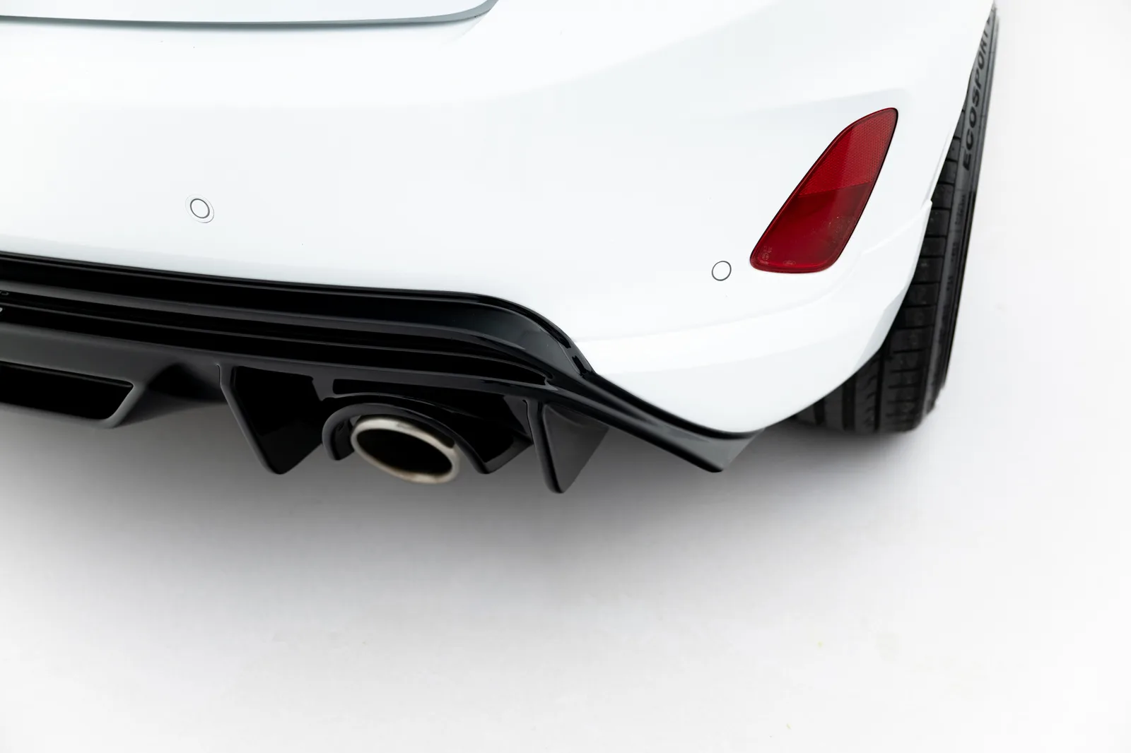 Задня накладка V.3 Maxton Ford Fiesta ST Mk8 - фото My Tuning Lab