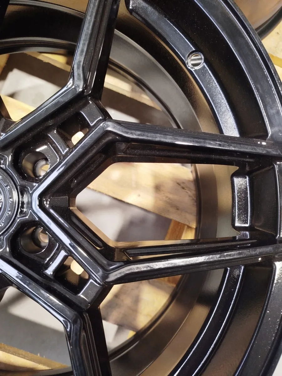 Комплект легкосплавних дисків 20" Concaver CVR5 20x8,5 ET35 5x112 глянцевий чорний - фото My Tuning Lab