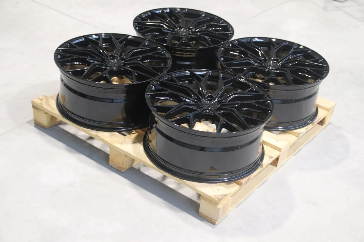 Комплект легкосплавних дисків 22" Concaver CVR1 22x9,5 ET42 5x127 платиновий чорний - фото My Tuning Lab