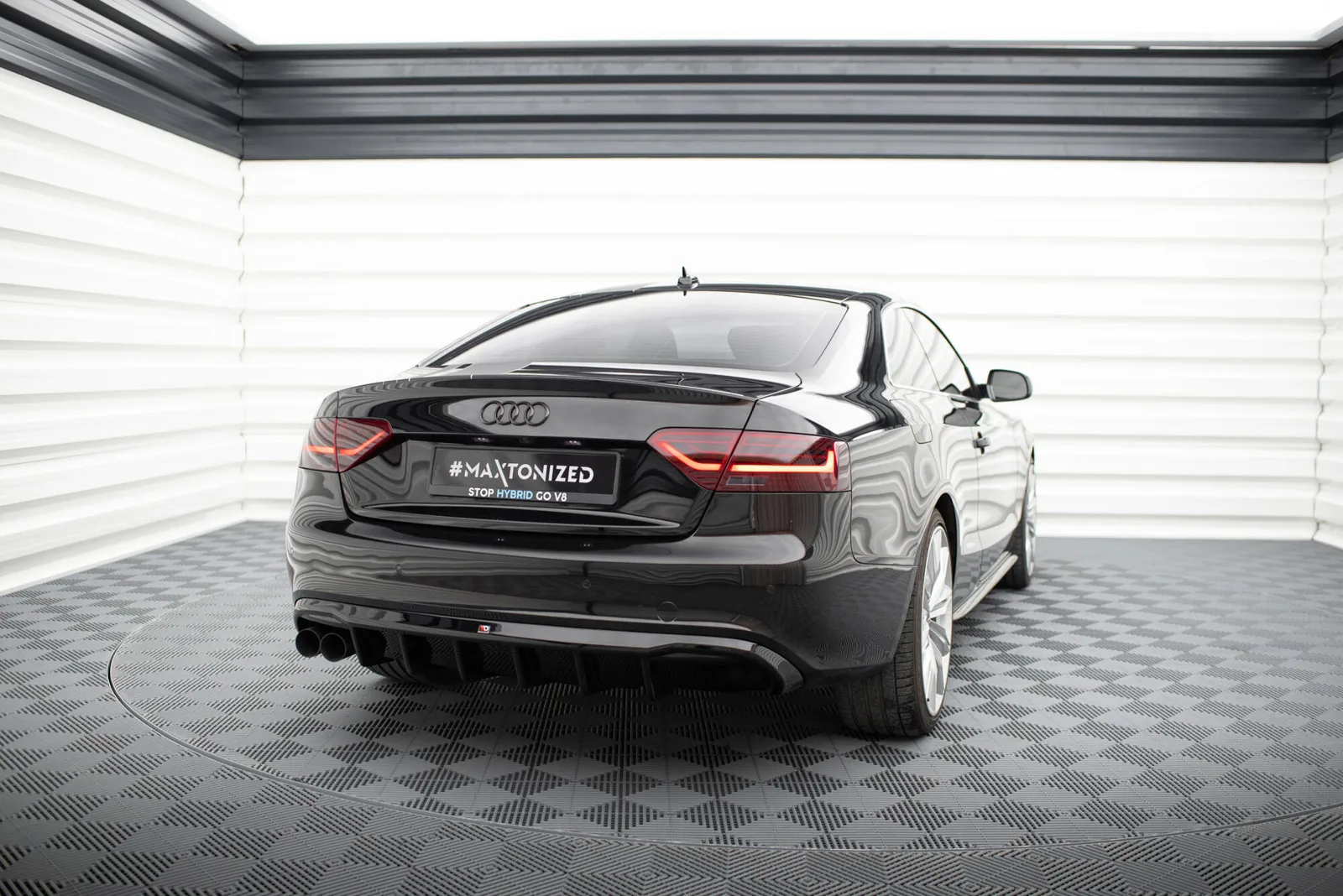Задня накладка Maxton Audi A5 Coupe / Cabrio S-Line 8T (Wersja z podwójnym Вихлопem z jednej strony) - фото My Tuning Lab