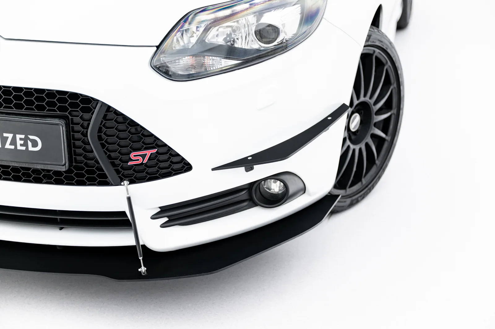 Канарди (Бічні накладки бампера Maxton) Ford Focus ST MK3 - фото My Tuning Lab