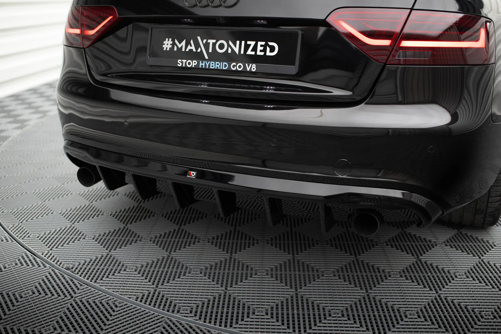 Задня накладка Maxton Audi A5 Coupe / Cabrio S-Line 8T (версія з одинарними вихлопами з двох сторін) - фото My Tuning Lab
