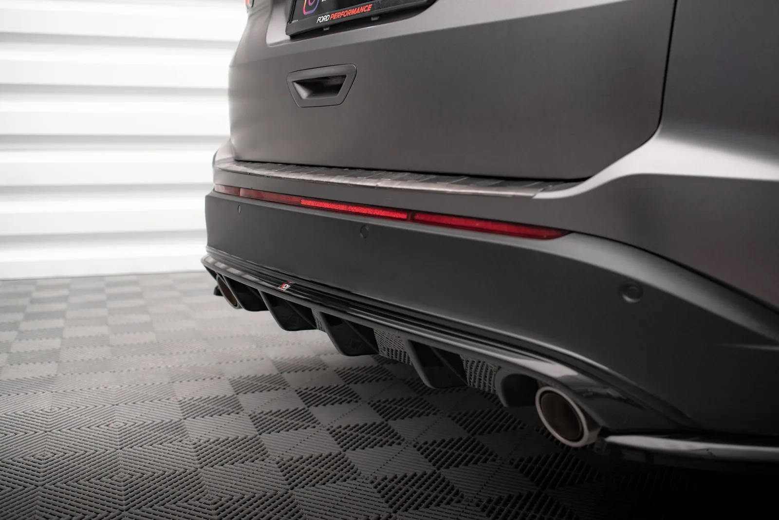 Задня накладка Maxton Ford Edge Mk2 - фото My Tuning Lab