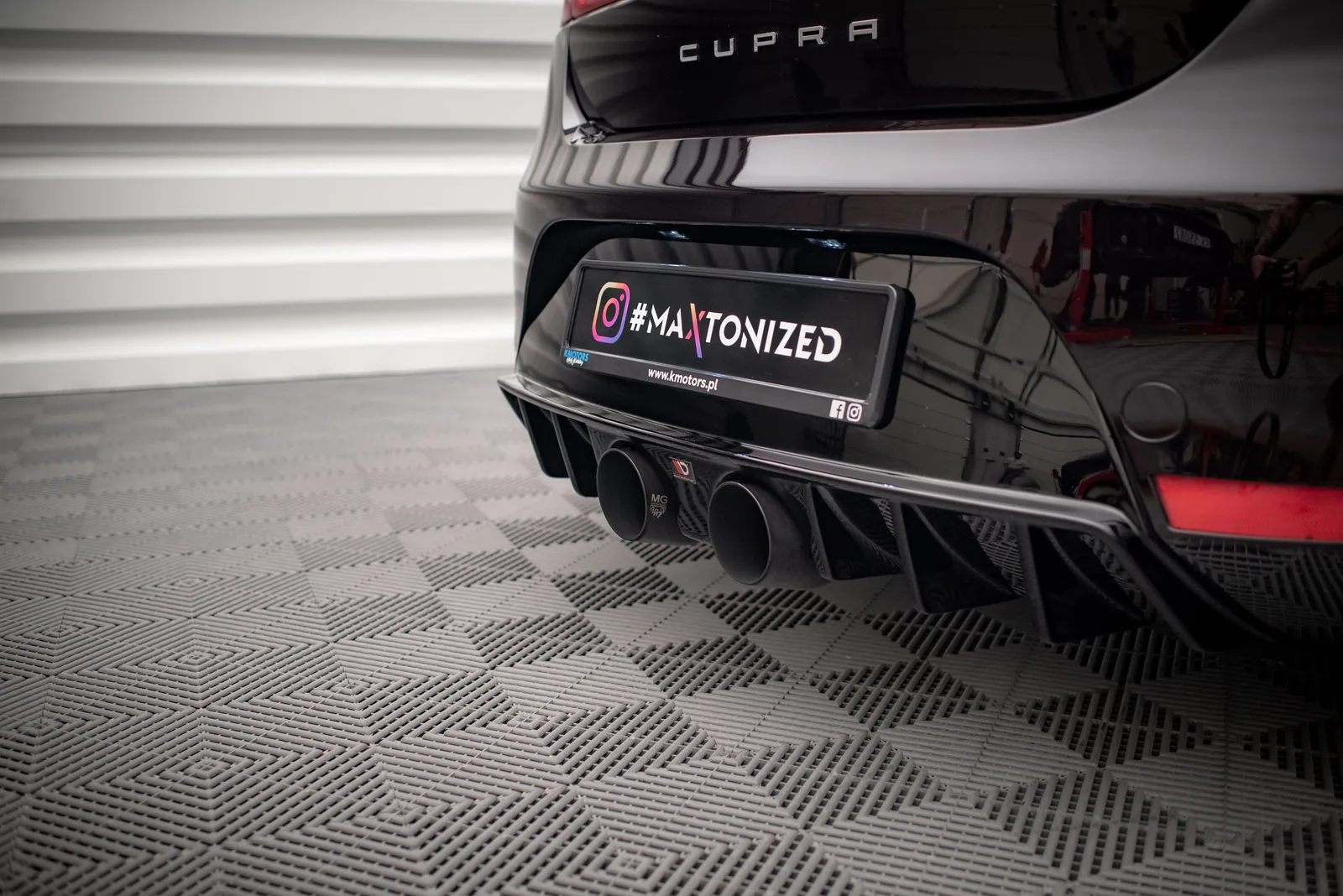 Задня накладка Maxton Seat Leon Cupra/ FR Mk2 - фото My Tuning Lab