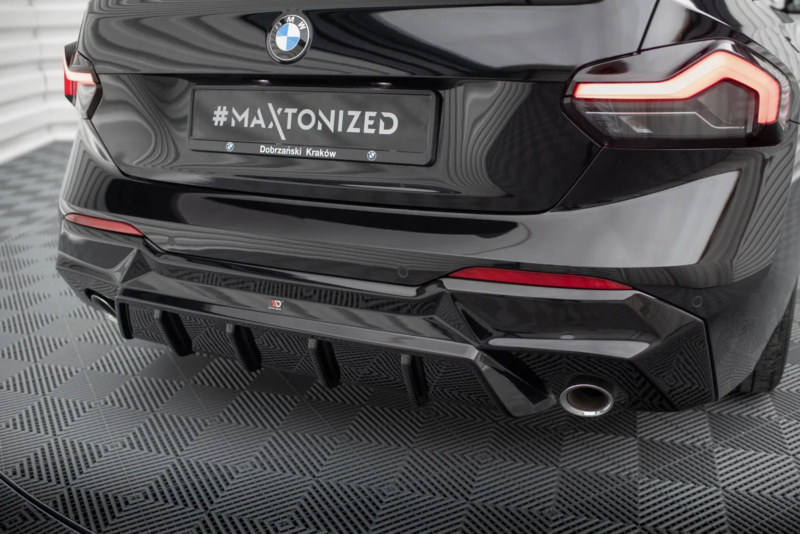 Задня накладка Maxton BMW 2 G42 - фото My Tuning Lab