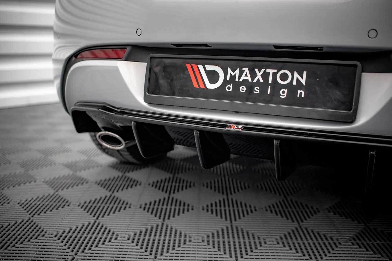 Задня накладка Maxton Opel Astra GTC OPC-Line J (Wersja z pojedyńczym Вихлопem z jednej strony) - фото My Tuning Lab